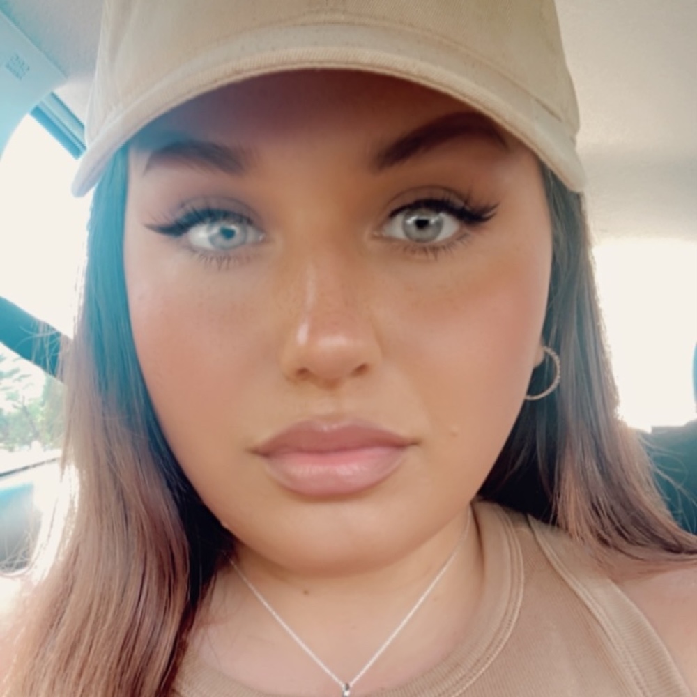 Meet your Posher, Jenny